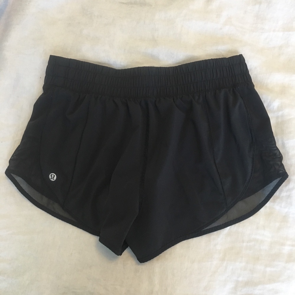 lululemon hotty hot short